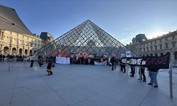 Dünyaca ünlü Louvre Müzesi grev nedeniyle kapalı