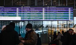 'Siyah buz' Avrupa havalimanlarını felç etti: Hava trafiği durma noktasında