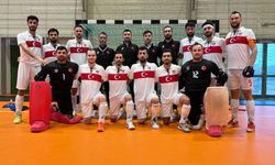 Millilerimiz, Salon Hokey'in de Çekya ve Portekiz'e yenildi.