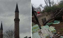 İstanbul'daki fırtına Ayasofya’yı vurdu: Minare alemi düştü
