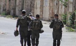 İsrail'den Batı Şeria'da insanlık dışı abluka: 130 Filistinli gözaltına alındı