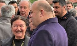 Cenazede kahkaha tufanı! Başkanın rahat tavırları cemaati çileden çıkardı