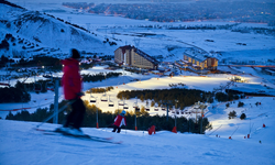 Erzurum’da: Gençlerden “Karkano” atağı