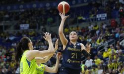Fenerbahçe Opet'te Kayla McBride sakatlandı
