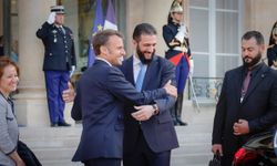 Şam'dan Macron'a soğuk duş: Şara telefonlara çıkmadı