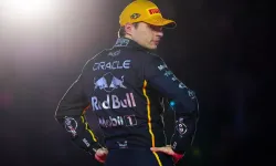 Eski Ferrari mühendisi Clear: "Verstappen kendi liginde"