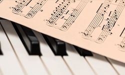 Pop müzik depresyona girdi: Neşe gitti, kaygı ve umutsuzluk zirve yaptı!