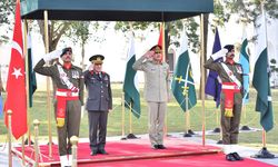 Orgeneral Bayraktaroğlu’ndan Pakistan’a resmi ziyaret