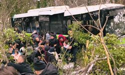 Kocaeli'de feci kaza! Yolcu otobüsü devrildi: Çok sayıda yaralı var