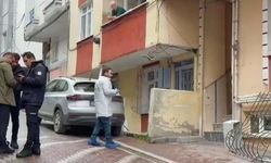 İstanbul Esenyurt'ta 4 katlı binanın giriş katında patlama!