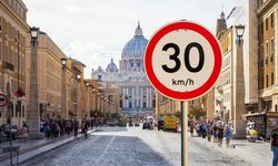 Roma'da trafik yavaşlıyor: Hız sınırı 30 kilometreye düştü