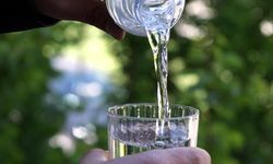 Sağlıklı yaşamanın sırrı su içmek: İşte yaşınıza göre içmeniz gereken su miktarı