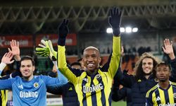 Fenerbahçe kafilesine uçakta duygusal konuşma