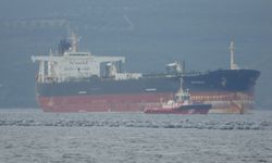 Çanakkale Boğazı'nda tanker jeneratör arızası yaptı