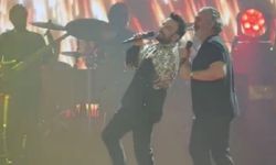 Tarkan konserinde Cem Yılmaz sürprizi