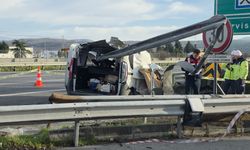 Feci kaza anı kamerada: Bariyerlere ok gibi saplandı