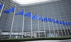 AP'den Ukrayna'ya dev yardım! 90 milyar euro