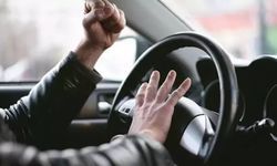 İstanbul'da bir magandalık daha: Tartıştığı aracın camını kafa atarak kırdı