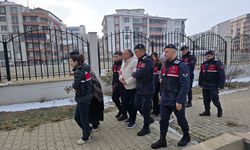 Ölen kardeşinin kimliğini 21 yıl kullandı, 15 milyonluk vurgun yaptı!