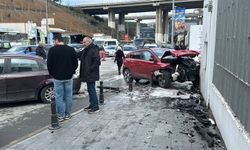 Kağıthane’de zincirleme kaza: 3 Araç çarpıştı, 2 kişi yaralandı