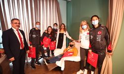 Kadın A Milli Takımından hastalara moral ziyareti