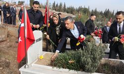 Özür Özel'den Osmaniye'de "sıcak salon" resti: "Biz depremden siyaset değil, dayanışma çıkardık"