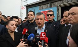 Özel’den Gaziantep’te "vicdan" muhasebesi: "Enkazın üstündekiler koluma yapışıp 'ordu nerede?' diye sordu"