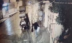 Şanlıurfa'da Hırsızın 'Sazlı Sözlü' Soygunu: 100 Bin Lirayı ve Sazı Çalıp Gitti!