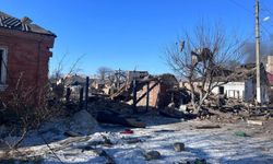 Rusya’nın Sloviansk’ya düzenlediği hava saldırısında 2 kişi öldü