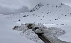 Yayladere’de karla mücadele: 2 metreyi buldu