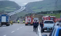 F-16 kazasında parçalar yola savruldu: Tır şoförü o anı anlattı