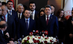 Adalet Bakanlığı'nda devir teslim yapıldı! Yılmaz Tunç görevi Akın Gürlek'e bıraktı