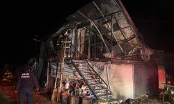 Alev kapanına dönen evde karı koca yanarak can verdi