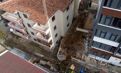 Ankara'da istinat duvarı çöktü: 5 apartman tahliye edildi