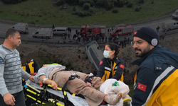 Antalya'da otobüs kazası nerede ve nasıl oldu? Ölü ve yaralı sayısı kaç? Son durum ne?