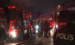 Ataşehir'de yangın paniği: 2 kişi dumandan etkilendi!