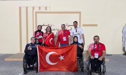 ''Altın Kızlar'' Dubai’de madalyayla döndü