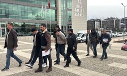 Bolu'da yaşlı çifti "polisiz" diyerek 2,3 milyon lira dolandırdılar