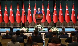 Yeni bakanlarla ilk Kabine toplantısı: Terörsüz Türkiye ve emekli ikramiyesine zam masada