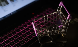 Ramazan, çarşı-pazarı dijitale taşıdı: E-ticarette harcama rekoruna doğru