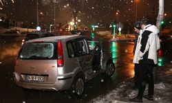 Erzurum'da zincirleme kazada 9 yaralı! Araçlar birbirine girdi