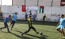 Gazze’de savaş nedeniyle ara verilen futbol turnuvası yeniden başladı
