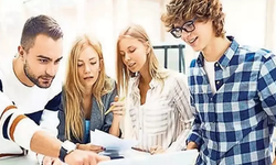 İstanbul barometresi açıkladı: Gençler kariyer geleceğini nasıl görüyor?