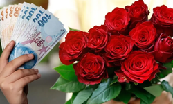 Sevgililer Günü'nü zirai don vurdu: Gül fiyatları uçtu