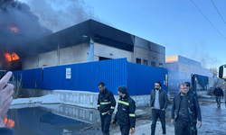 İzmir Torbalı'da geri dönüşüm fabrikasında yangın