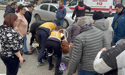 Motosikletin yaşlı adama çarpması kamerada I VİDEO