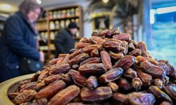 Ramazan'ın gözdesi hurma tezgâhta! Kilosu 150 TL'den başlıyor