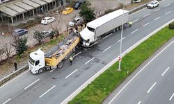 Rize'de tır kazası ortalığı savaş alanına çevirdi