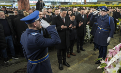 Saraybosna'da acı dinmiyor: Markale katliamı'nın 32. yılında gözyaşları sel oldu
