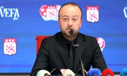 Sivasspor başkanı Burak Özçoban: “33 puanın tamamına talibiz”